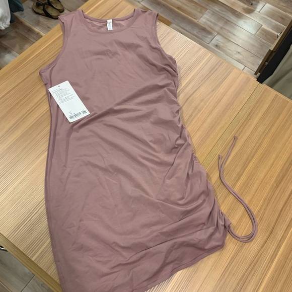 Lululemon cinch it dress nwt 10 - Picture 4 of 10